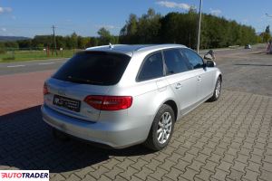 Audi A4 2012 2.0 143 KM