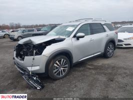 Nissan Pathfinder 2022 3