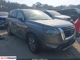 Nissan Pathfinder 2022 3