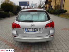 Opel Astra 2011 1.7 110 KM