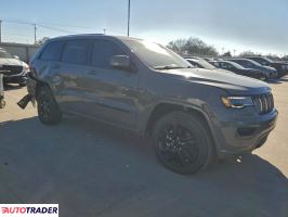 Jeep Grand Cherokee 2022 3