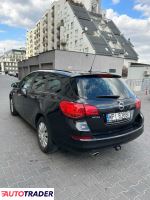 Opel Astra 2011 1.4 120 KM