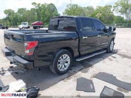 Nissan Titan 2020 5