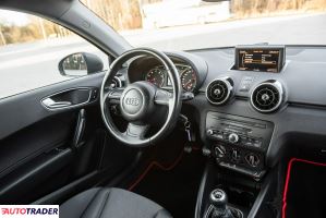 Audi A1 2011 1.4 122 KM Audi A1 2011 1.4 122 KM