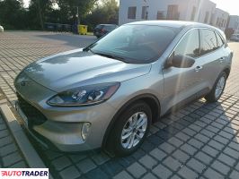 Ford Kuga 2022 1.5 182 KM