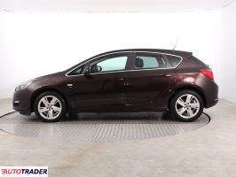 Opel Astra 2013 1.4 138 KM