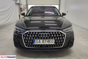 Audi A8 2022 3.0 286 KM