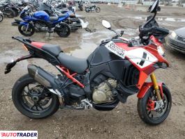 Ducati Multistrada - zobacz ofertę