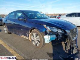 Nissan Altima - zobacz ofertę