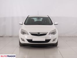 Opel Astra 2010 1.4 118 KM