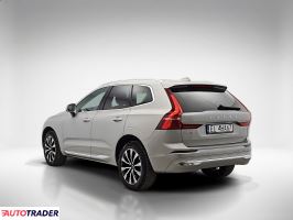 Volvo XC60 2023 2.0 235 KM