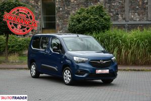 Opel Combo 2023 1.5 130 KM
