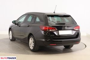 Opel Astra 2016 1.6 108 KM
