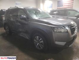 Nissan Pathfinder 2022 3