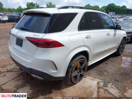 Mercedes GL 2024 2 Mercedes GL 2024 2