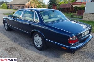 Jaguar XJ8 1998 3.2 237 KM Jaguar XJ8 1998 3.2 237 KM