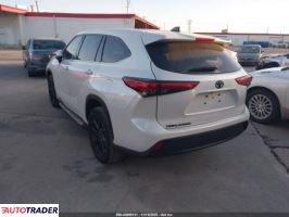 Toyota Highlander 2022 3