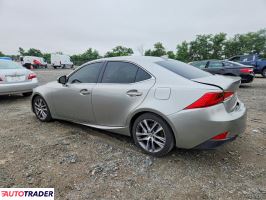 Lexus IS 2020 3