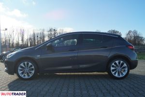 Opel Astra 2016 1.4 125 KM