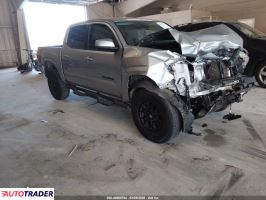 Toyota Tacoma - zobacz ofertę