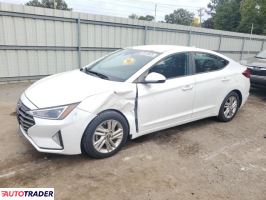 Hyundai Elantra - zobacz ofertę