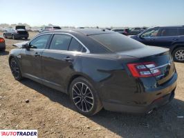 Ford Taurus 2019 3