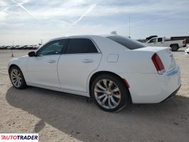 Chrysler 300C 2020 3