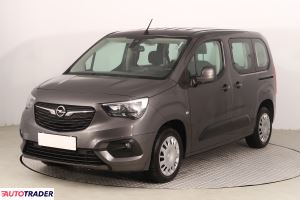 Opel Combo 2020 1.5 128 KM