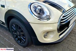 Mini Cooper 2015 1.5 136 KM