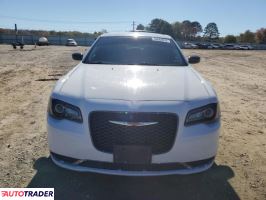 Chrysler 300C 2019 3