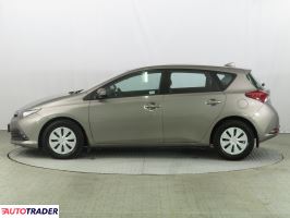 Toyota Auris 2015 1.4 88 KM Toyota Auris 2015 1.4 88 KM