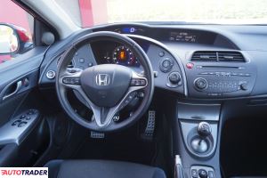 Honda Civic 2009 1.3 100 KM
