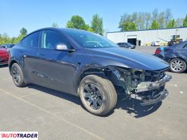 Tesla Model Y 2026