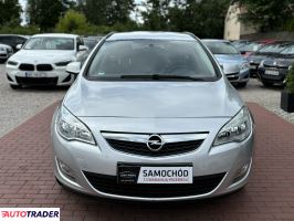 Opel Astra 2011 1.4 101 KM Opel Astra 2011 1.4 101 KM
