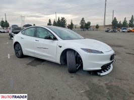 Tesla Model 3 2025
