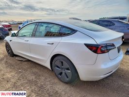 Tesla Model 3 2022