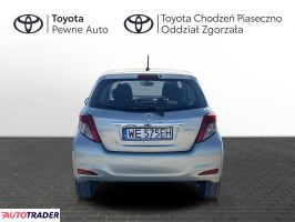 Toyota Yaris 2012 1.3 99 KM