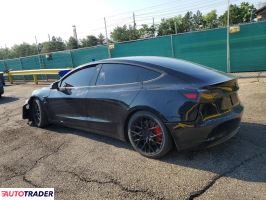 Tesla Model 3 2020