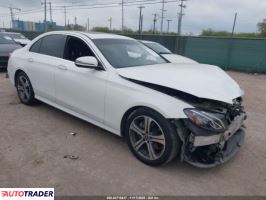 Mercedes 300 - zobacz ofertę