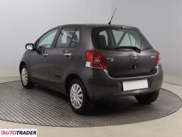 Toyota Yaris 2011 1.3 97 KM