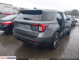 Ford Explorer 2025 3