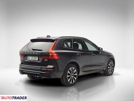Volvo XC60 2023 2.0 250 KM