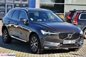 Volvo XC60 2021 2.0 197 KM