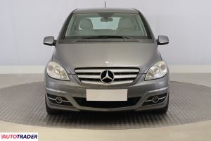 Mercedes B-klasa 2011 2.0 107 KM