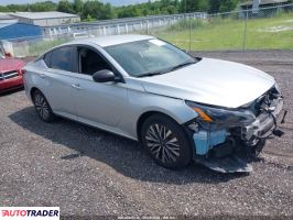 Nissan Altima - zobacz ofertę