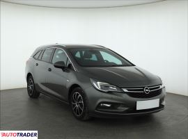 Opel Astra - zobacz ofertę