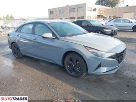 Hyundai Elantra - zobacz ofertę