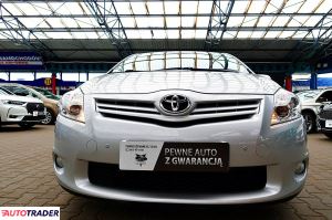 Toyota Auris 2011 1.6 132 KM