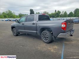 Toyota Tundra 2021 5