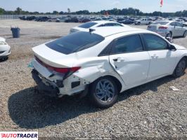 Hyundai Elantra 2024 2